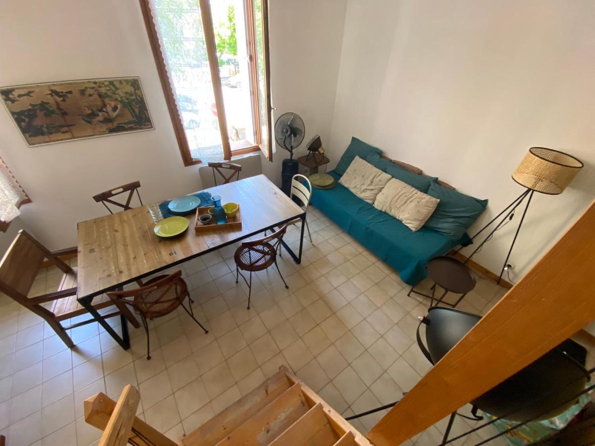 Duplex Arago Au Coeur De Sete, Comme Une Petite Maison Exterior photo
